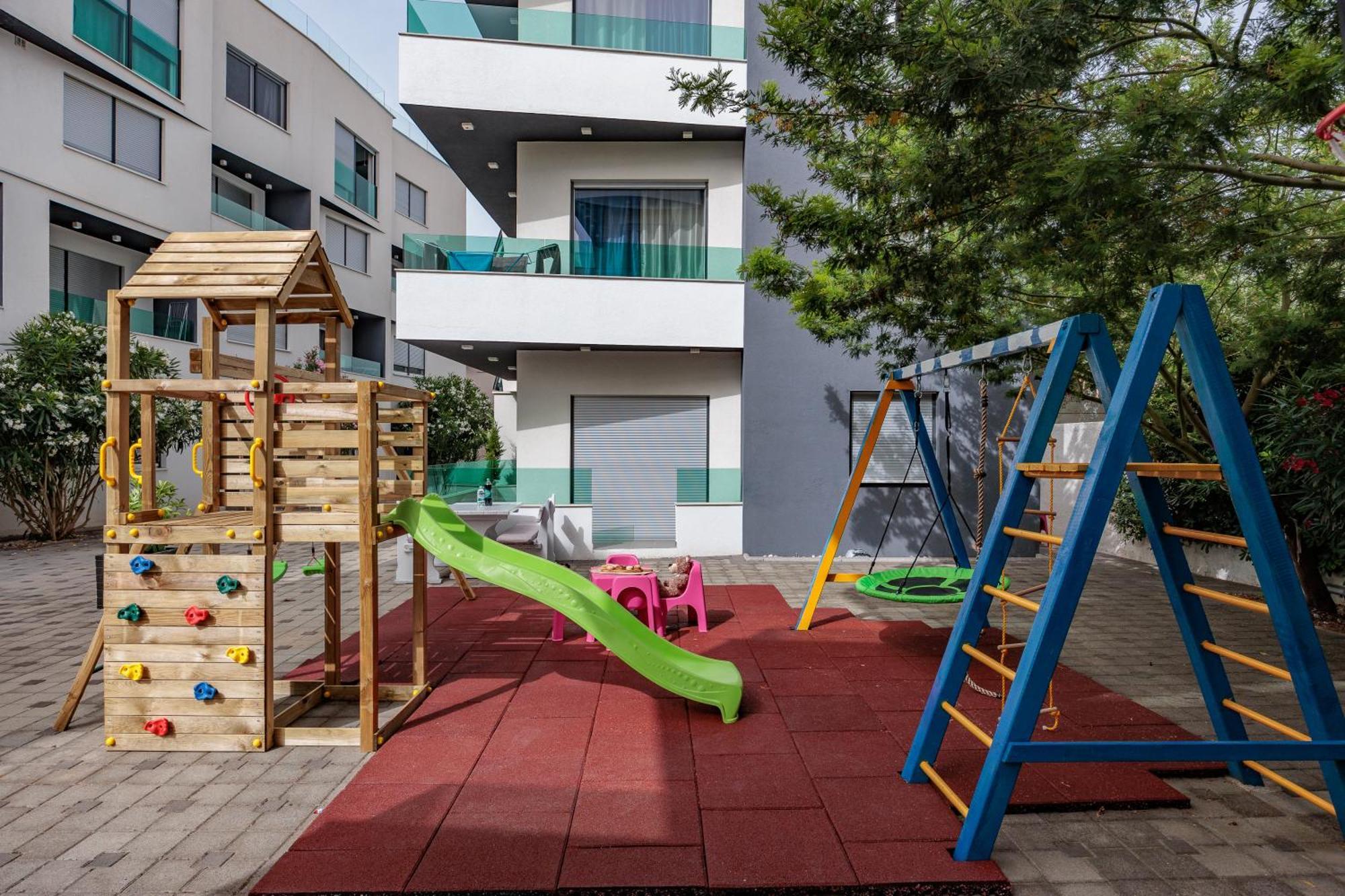 Boutique Residence Cosmopolis Бибинье Экстерьер фото