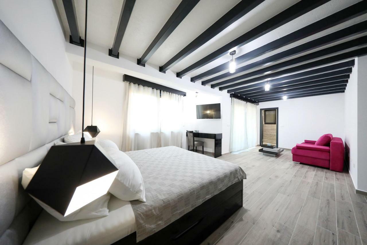 Boutique Residence Cosmopolis Бибинье Экстерьер фото